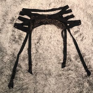 Victoria’s Secret Garter Belt